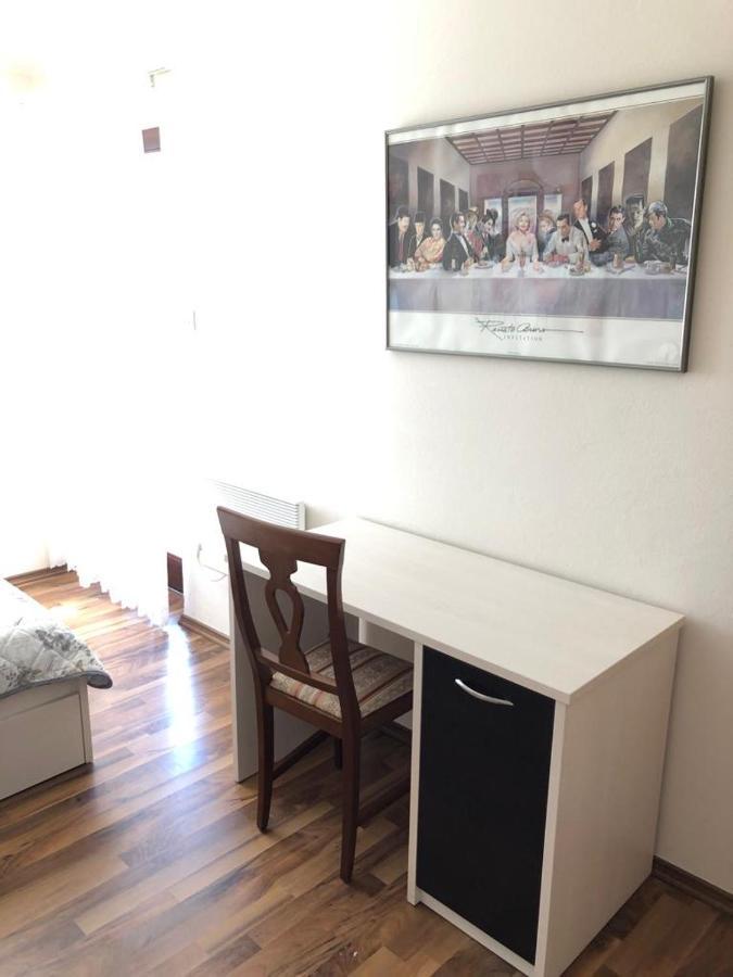 Apartment Franko โปเรช ภายนอก รูปภาพ